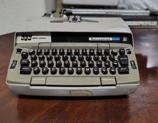 Typewriter Vintage Smith Corona (SCM) Secretarial 250 Electric Typewriter