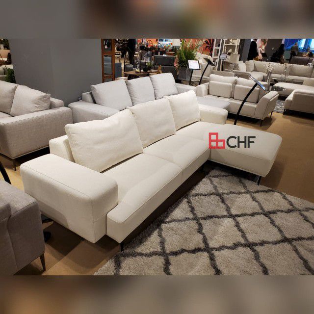Modern livingroom sectional sofa