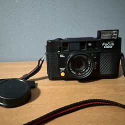 Vintage Yashica Auto Focus Motor 35mm Film Camera – 38mm f/2.8