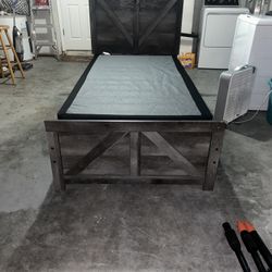 Twin Bed 