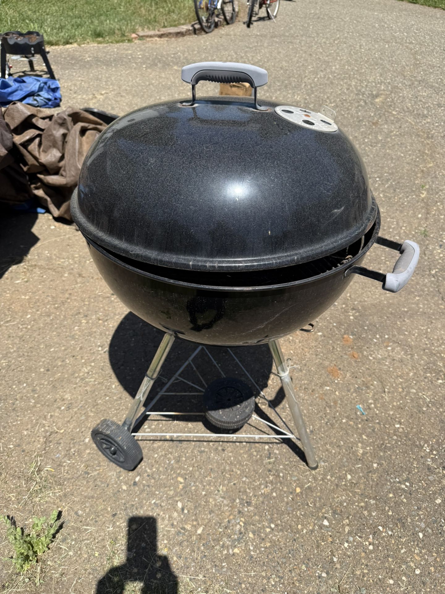 Webber BBQ With Extra Kettle