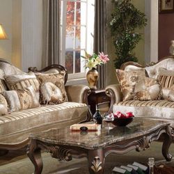 💝 Sofa and Loveseat, Chenille Fabric Upholstered, New in the Box.