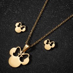 Minnie Mouse Necklace And Earrring Set 