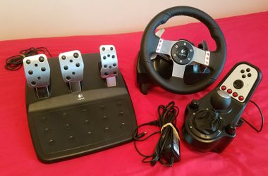 NEW Logitech G27 Driving Force Steering Wheels & Pedals