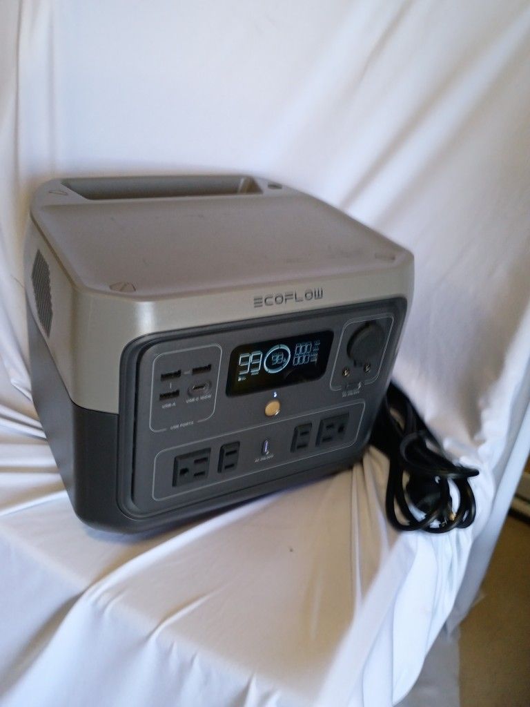 ECOFLOW RIVER 2 PRO 512W FAST CHARGING
Pick up available
Like new
Works good