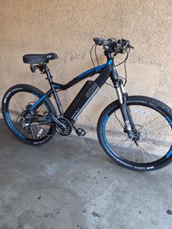 Ebike newish conditions retails at stores$2300