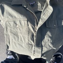 Patagonia Button Up Camo Green Medium 
