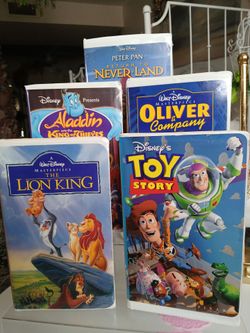 Lot of 5 Disney VHS Tapes Classic Titles