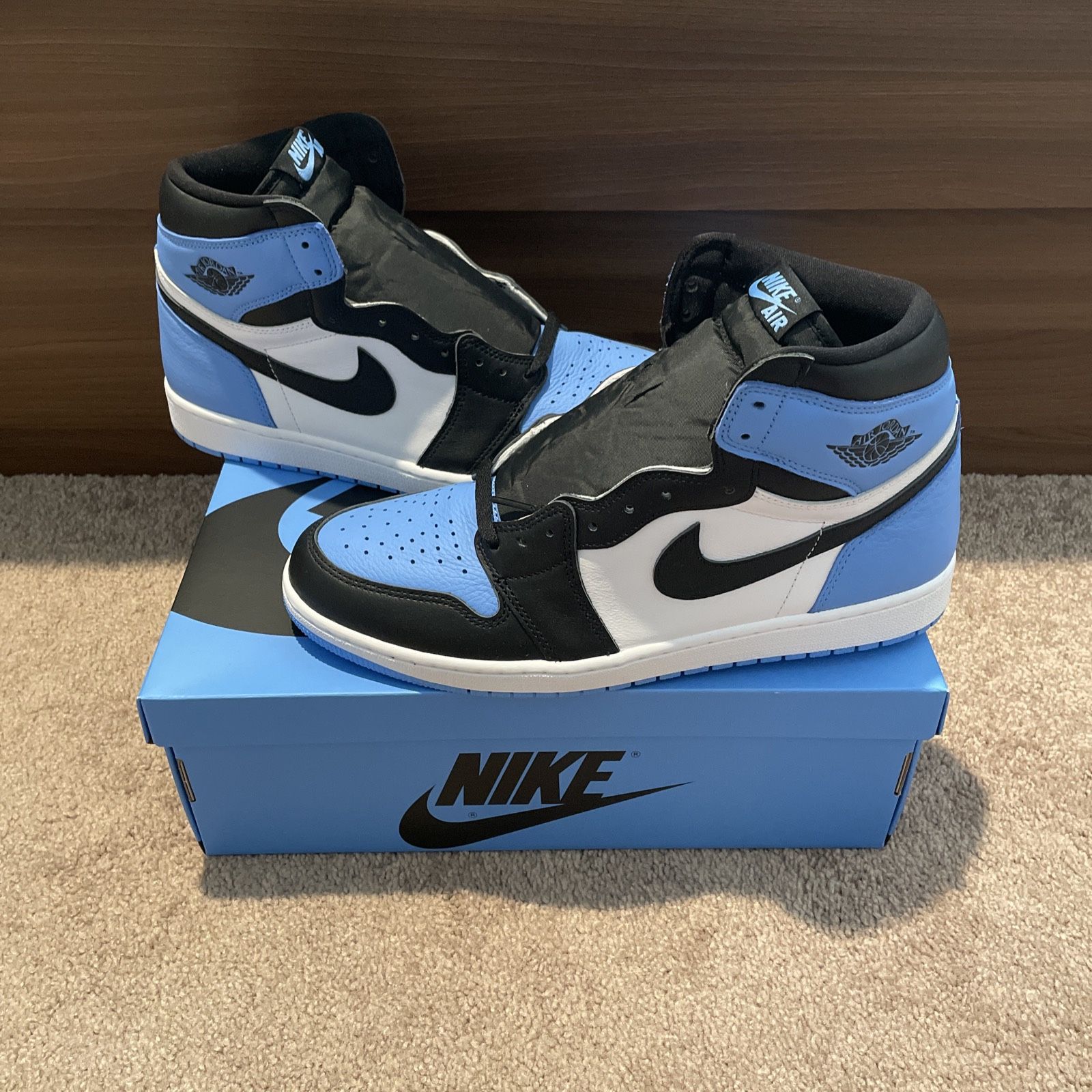 Jordan 1 Retro UNC Toe Size 12.5