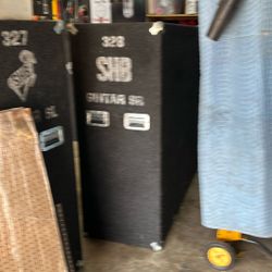  I Have Two  SHB 10 Guitar road Boxes
