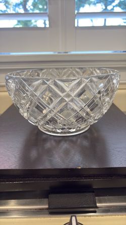 Clear Cut Crystal Glass Bowl