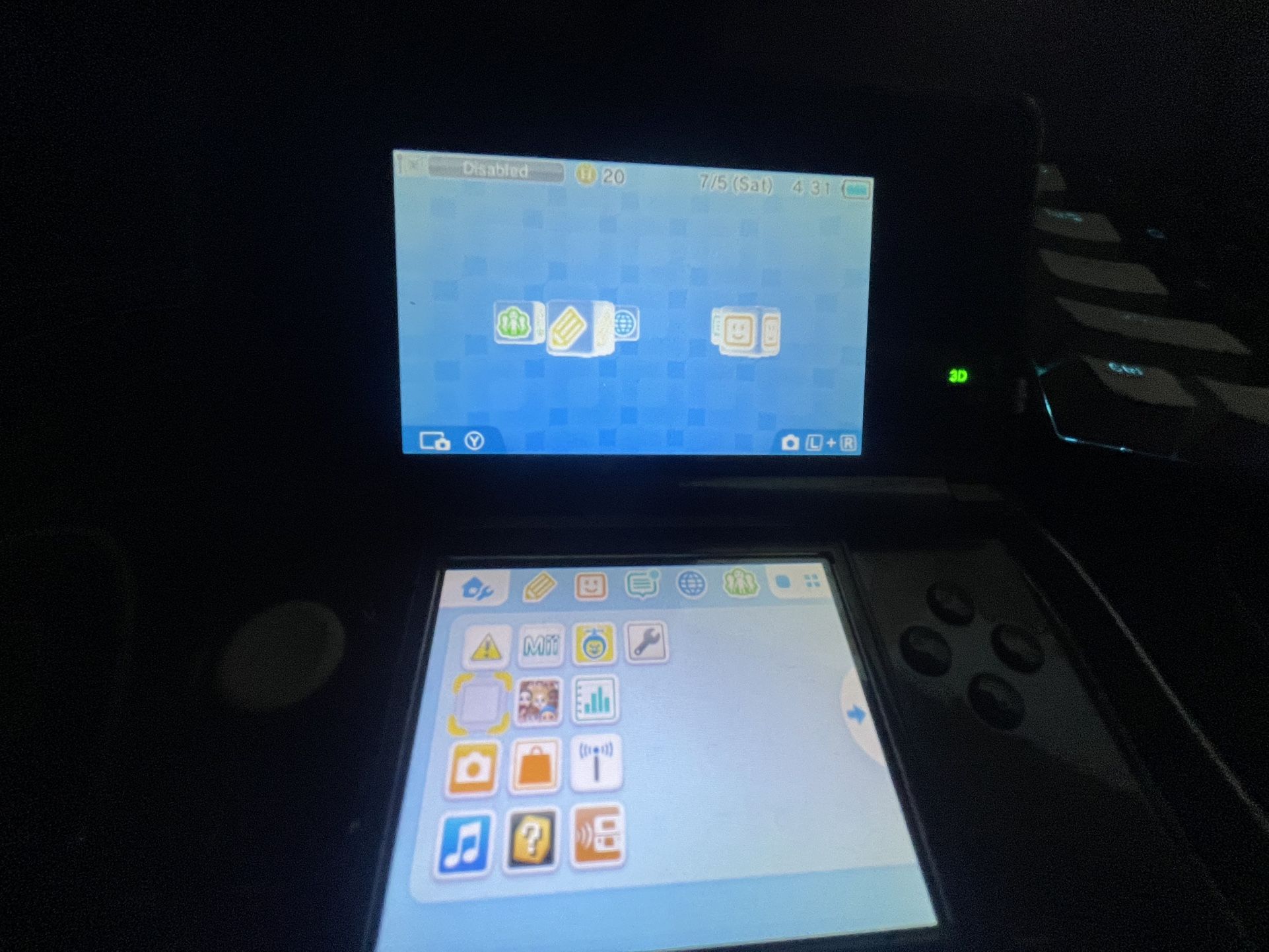 Nintendo 3ds With Soulsilver And Charger