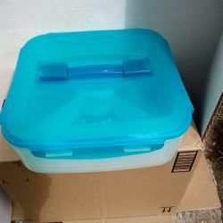 Lock N Lock Plastic Appetizer Tray
