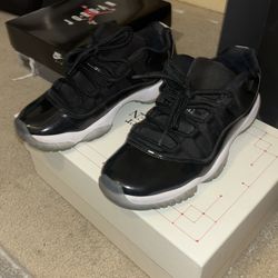 Jordan 11 Lows 