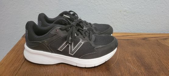 Womens New Balance 460v3