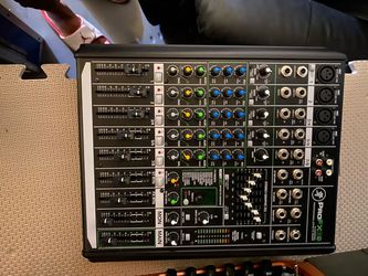 Mackie ProFX8