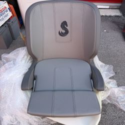 Beneteau Premium Seat – Brand New