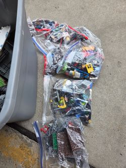 🎈ramdon legos as is  pick up on jersey village 77O41 b serious person please