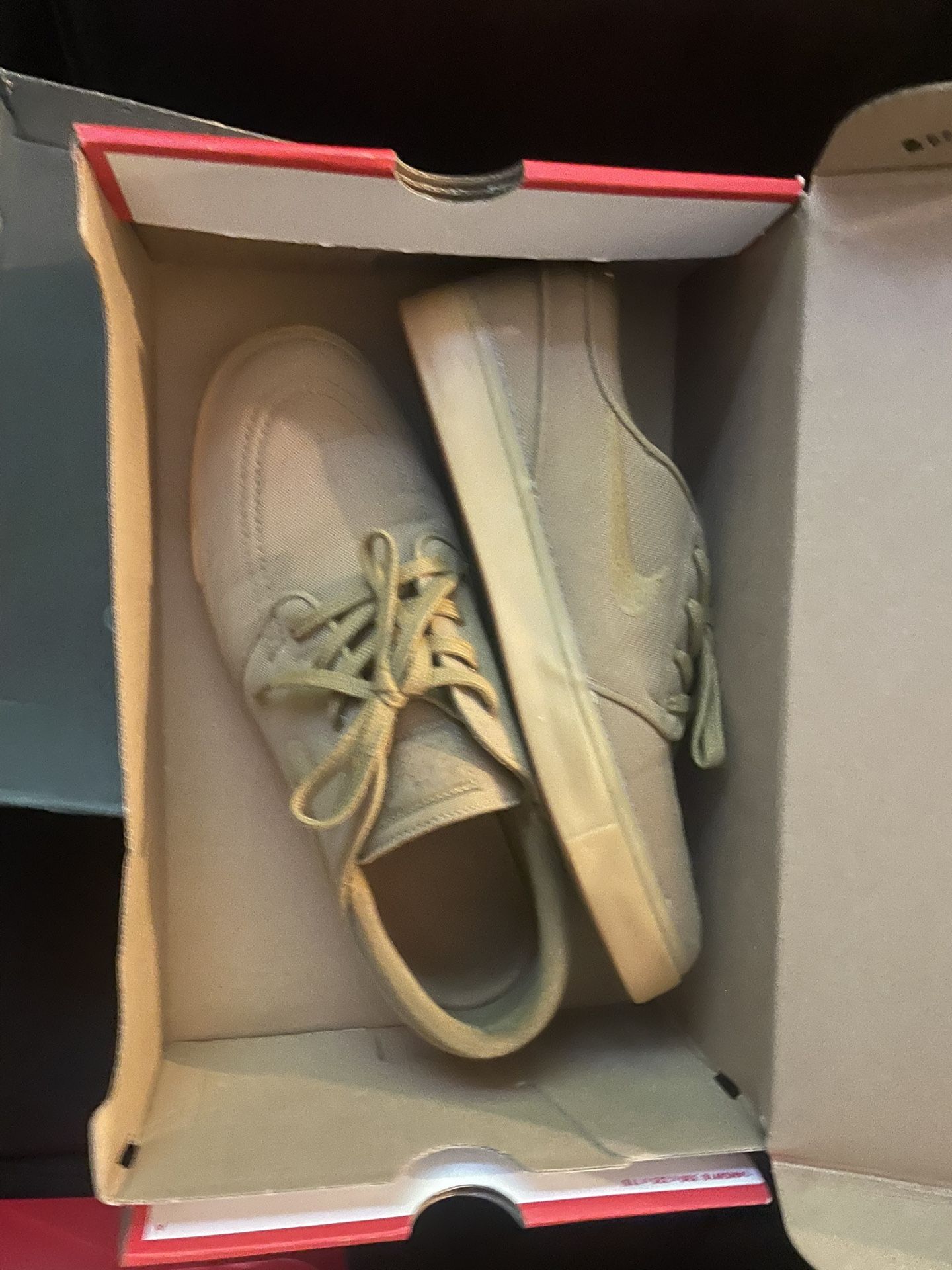Nike Janoski