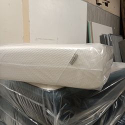 🛌🏾💤💤💤 $149 Twin Memory Foam Mattress Available $149 🛌🏾💤💤💤