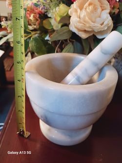 Marble Mortar and Pestle Set