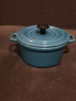 Ceramic Teal Dutch With Lid 