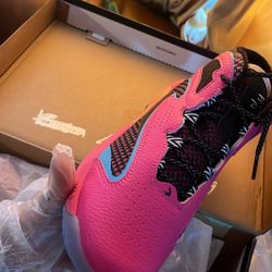 Pink Shaq Sneaker 