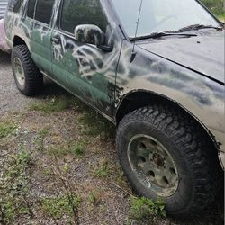 1999 Nissan Pathfinder