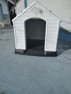 Dog house