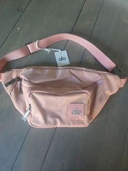 Alo Yoga Belt Bag Fanny Pack Pink