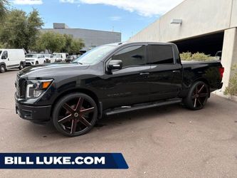 2018 Nissan TITAN