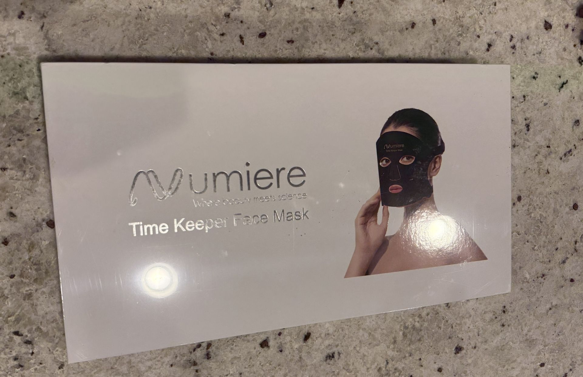 New Numiere Time Keeper LED Face Mask Blue / Red / NIR Light Therapy Sealed Box