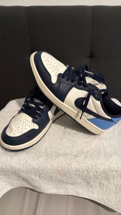 9.5 obsidian Jordan 1 low no box 20.00