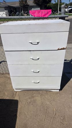Free Dresser