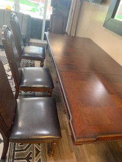 Dinning Table 8 Chairs