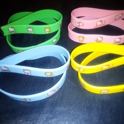 Hello Kitty And Friends Bracelet And Keychain