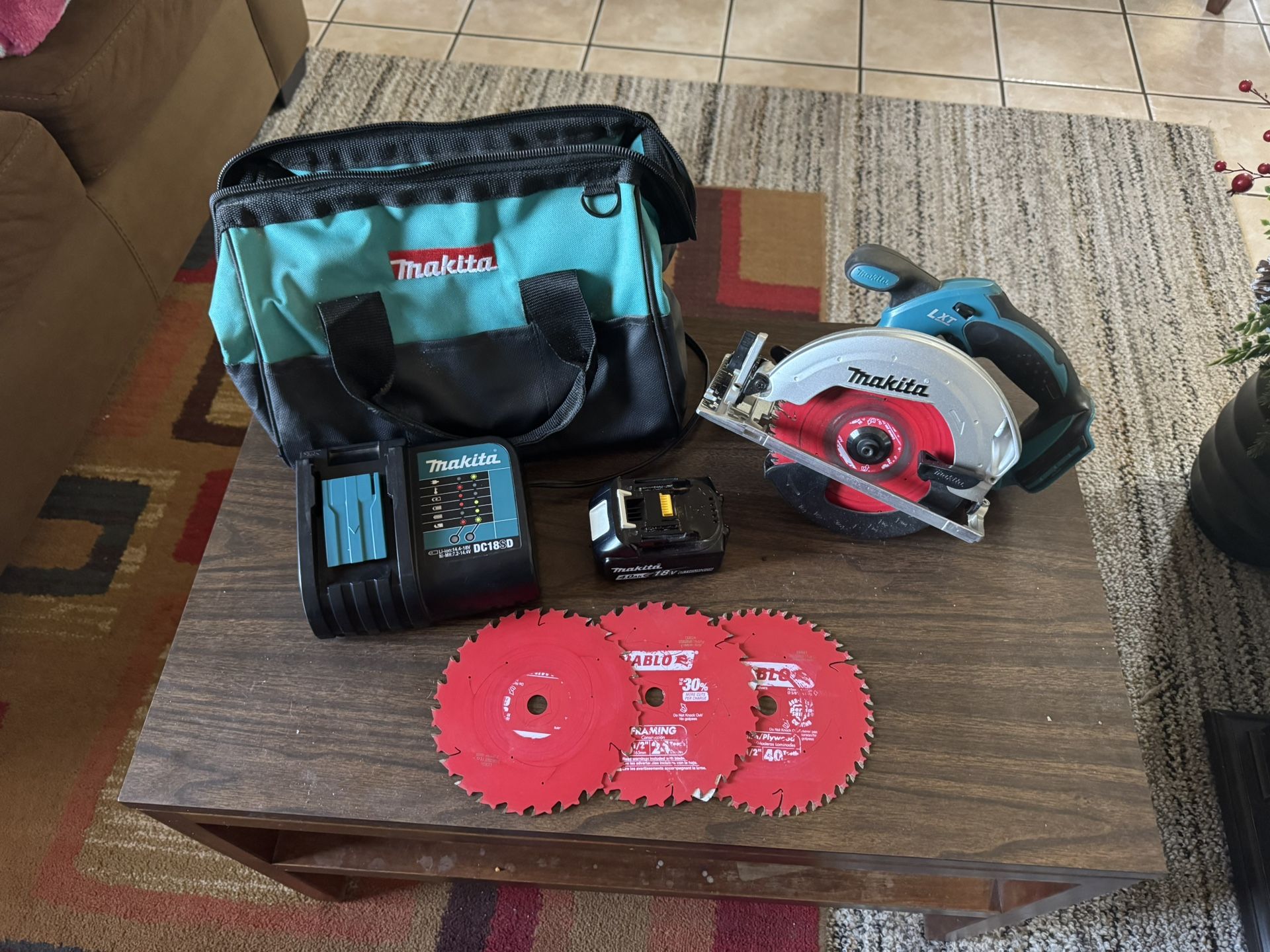 Makita LXT 6 1/2” Circular Saw