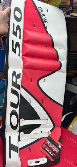 New. 30” goalie pads