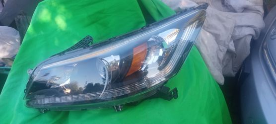 2013 to 2015 HONDA ACCORD LEFT HEADLIGHT