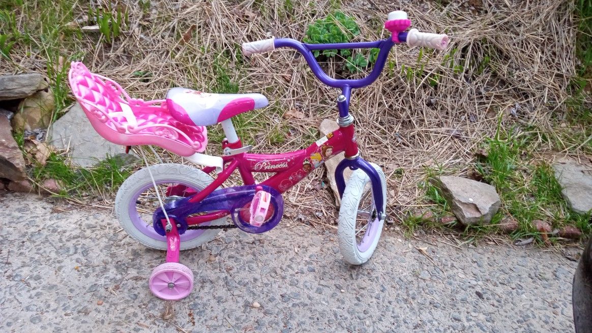 12 Inch Kids Bike In Good Used Condition 
