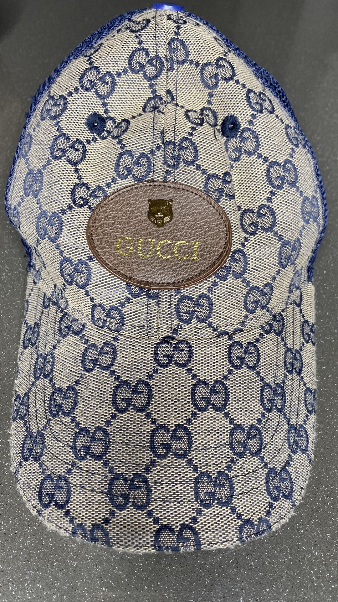 Gucci GG Logo canvas Baseball Hat Limited Edition 