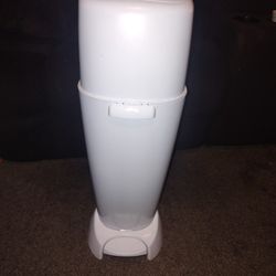 Like New Baby Diaper Genie :) 