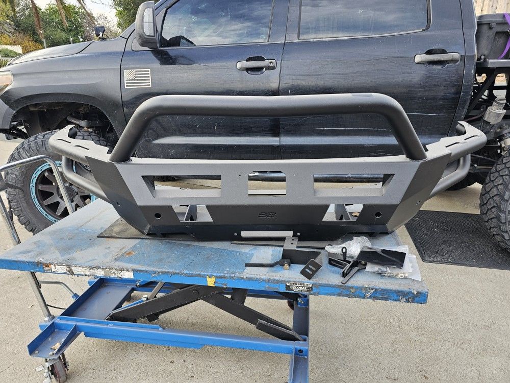 2022+ Toyota Tundra Bumper