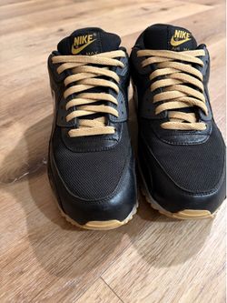 Men’s Nike Air Max 90