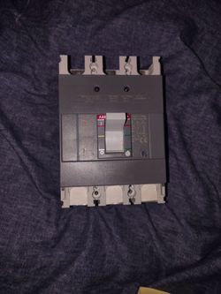 ABB 1SDA114312R1 A2A225TT 225AMP MAIN BREAKER