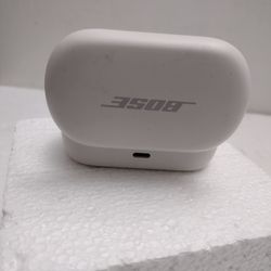 Bose ear buds come with an android charger belong to my son can try before you buy 