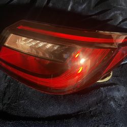 Infinity Q50 RH Tail Light