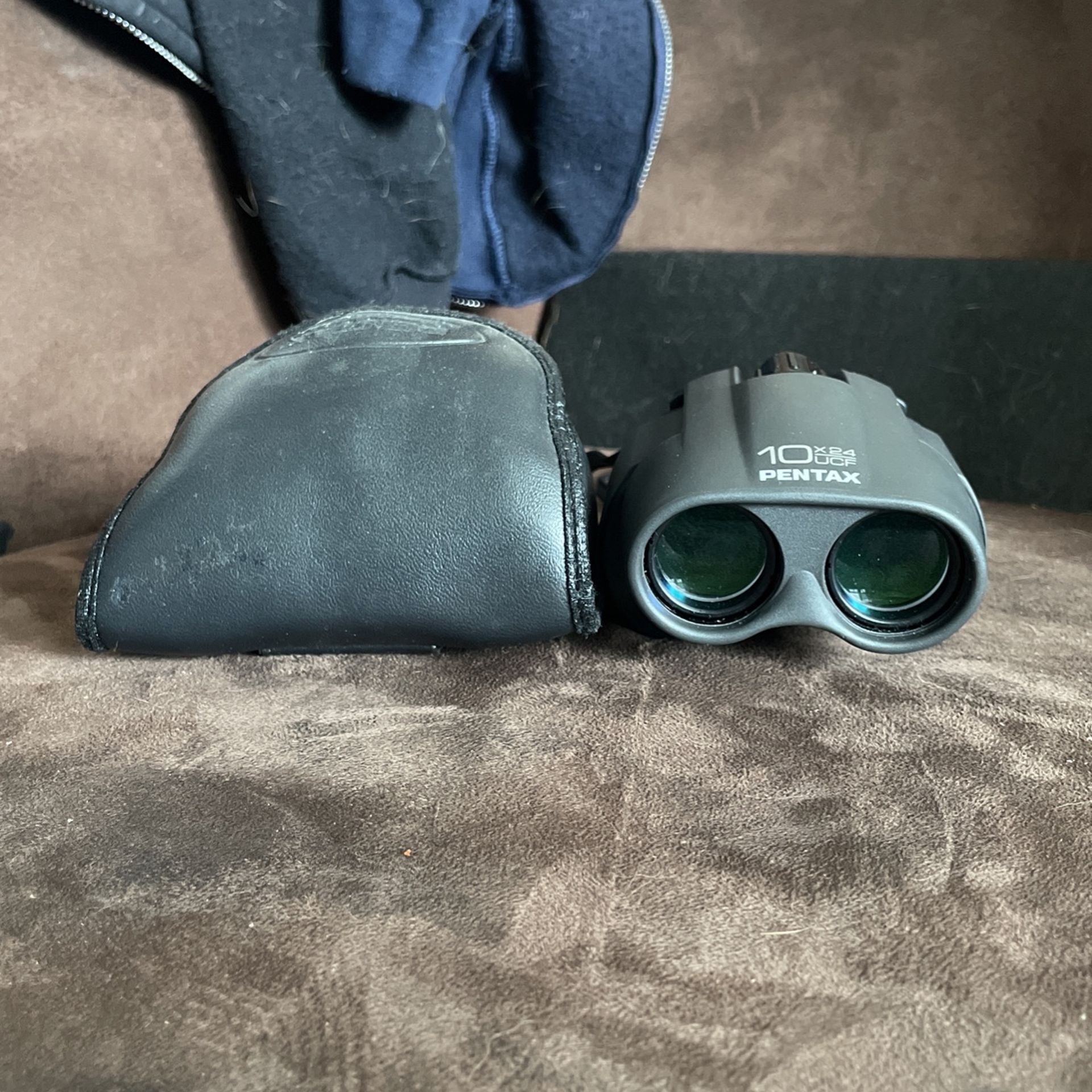 Pentax 10x24 6 UFC Binoculars