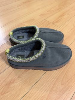 UGG Women’s Tasman II Size 6
