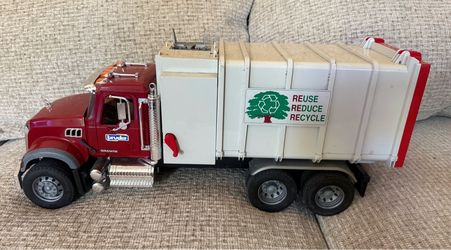 Vintage Bruder Mack Granite Side Loading Garbage Truck 2007